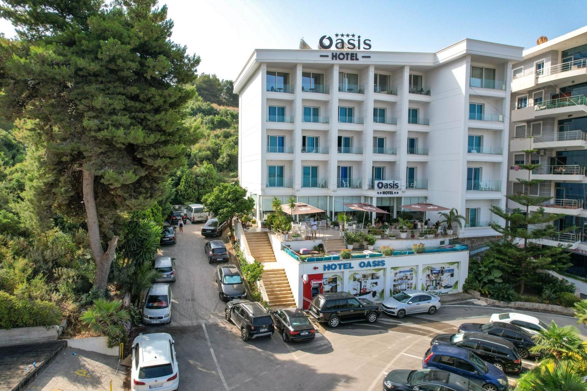 סרנדה Hotel Oasis מראה חיצוני תמונה