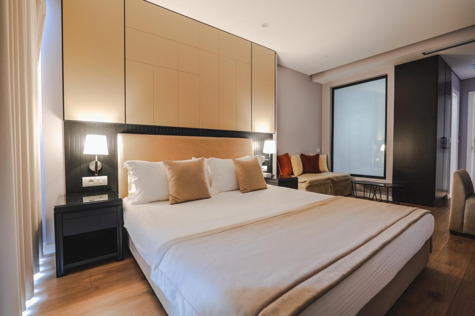 סרנדה Hotel Oasis מראה חיצוני תמונה